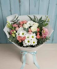 Букет цветов из:  Розы, Лизиантусы и Хризантемы в Старой Майне