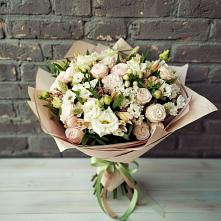 Букет цветов из:  Альстромерии, Розы и Хризантемы в Старой Майне