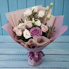 Букет цветов из:  Розы и Лизиантусы в Старой Майне