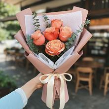Букет цветов из:  Розы в Старой Майне