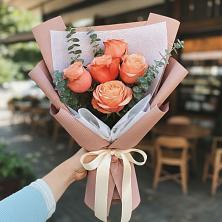 Букет цветов из:  Розы в Старой Майне