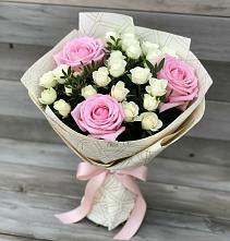 Букет цветов из:  Розы #REPLACE_PRED# Старой Майне