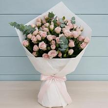 Букет цветов из:  Розы #REPLACE_PRED# Старой Майне