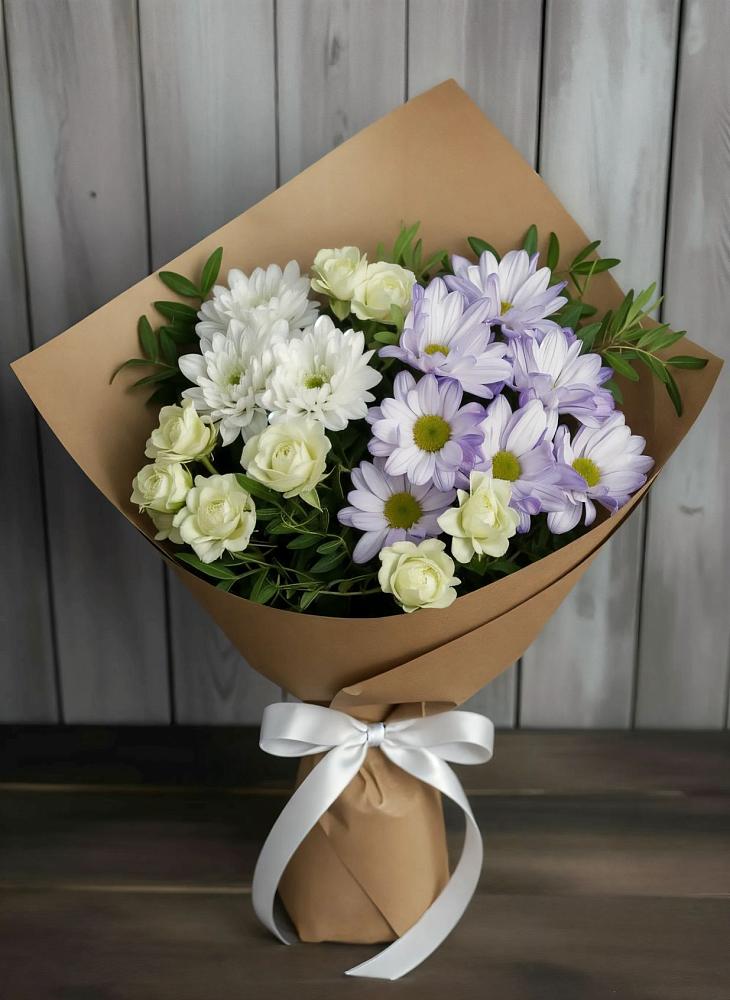 Букет цветов из: Хризантемы и Розы в Старой Майне